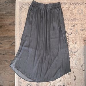 Loft Skirt (w/ pockets)